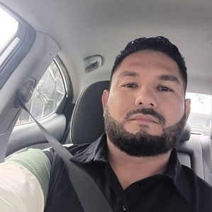 Meet your Posher, Eduardo